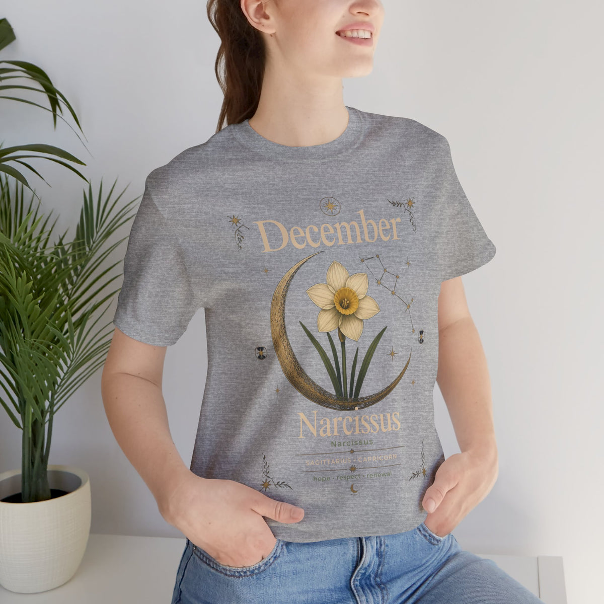December Birth Flower - Narcissus T‑Shirt — Birth Month Flower Tee