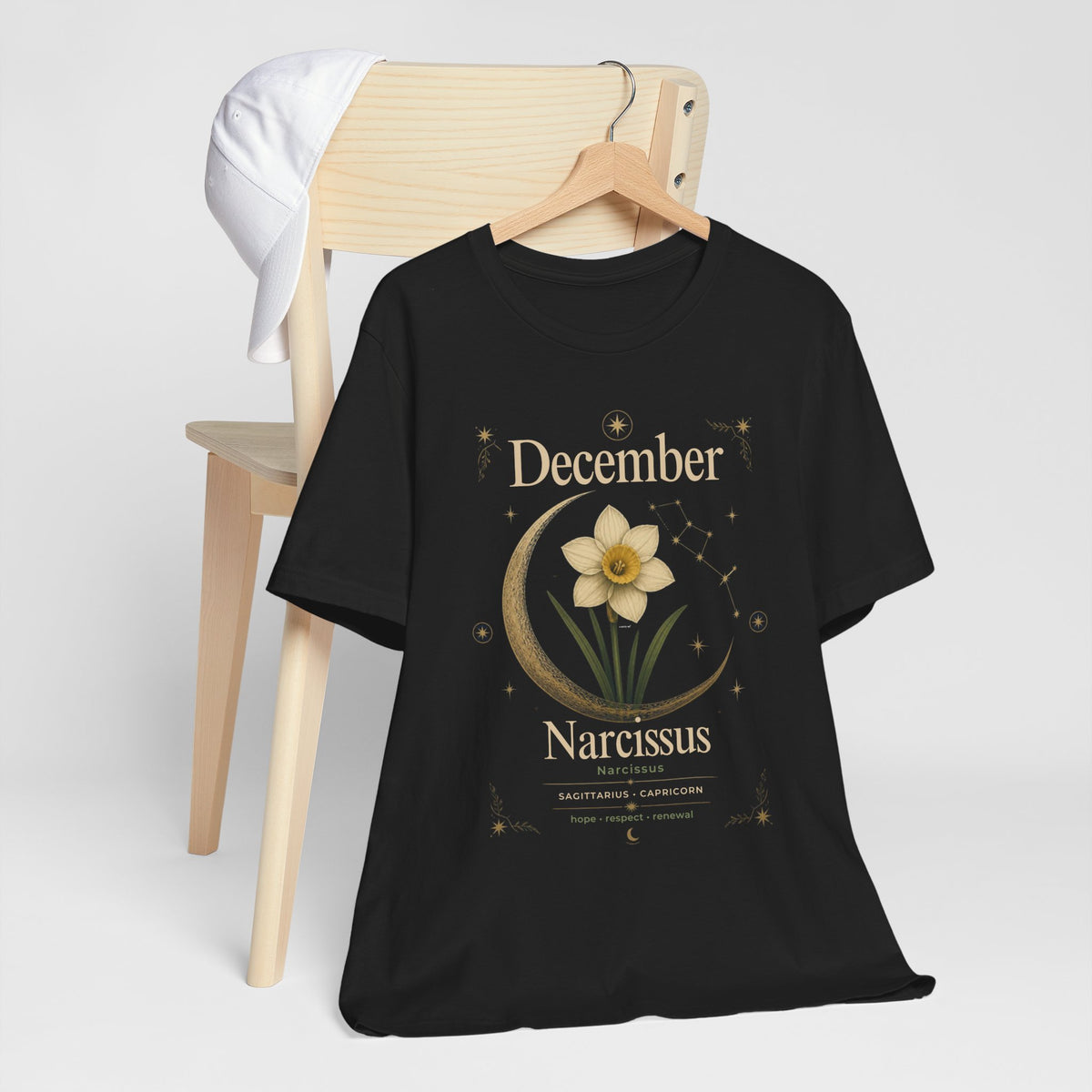December Birth Flower - Narcissus T‑Shirt — Birth Month Flower Tee